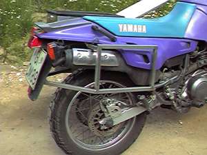 f. Motorradkisten / Aluboxen: Edelstahlträger